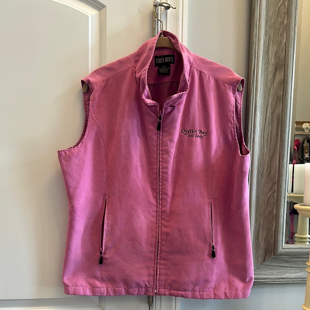 Tres Bien Women's Pink Vest